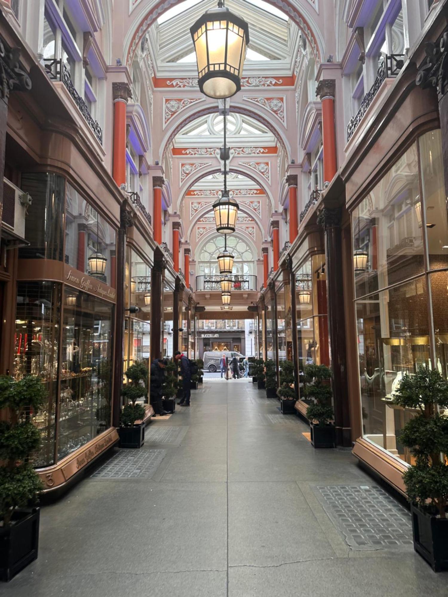 Bond Mayfair London Exterior photo